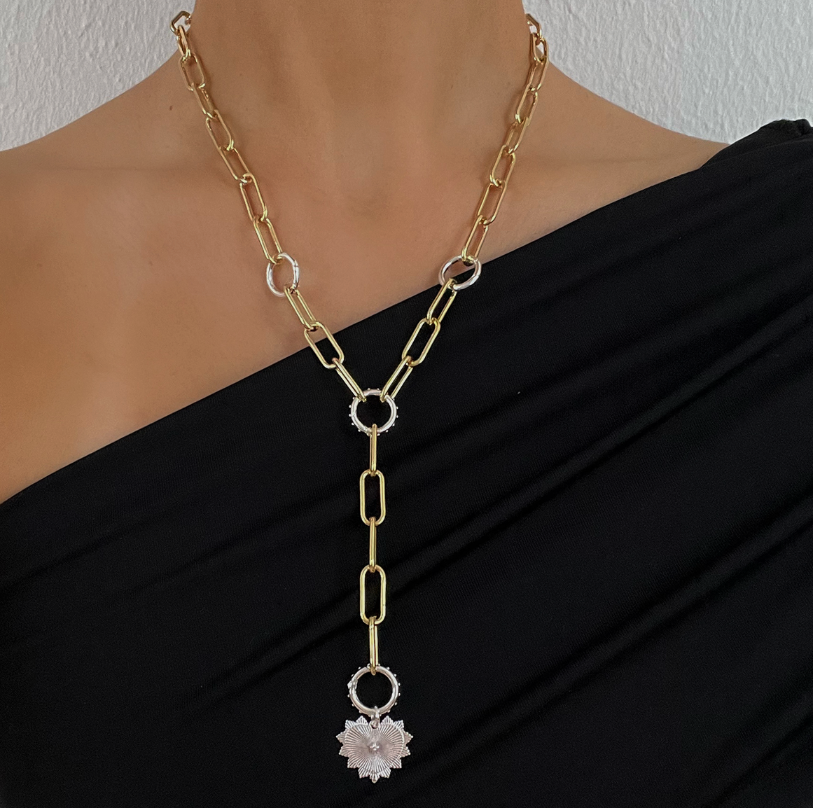 Santo Cali Sun Necklace